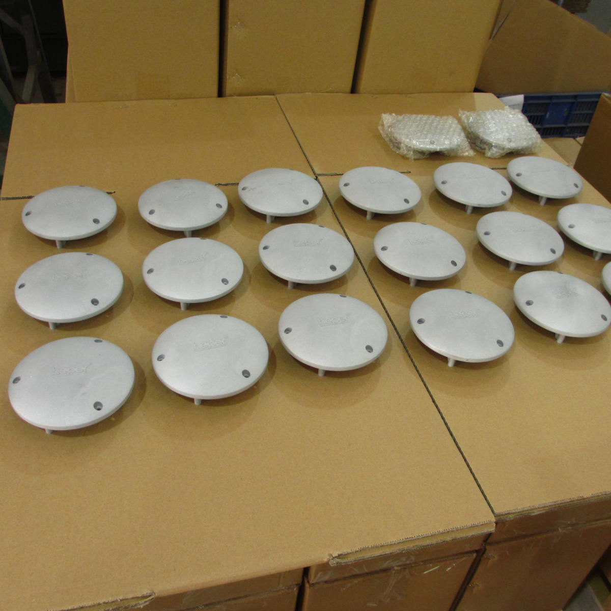 Lighting Project Aluminum Die Casting Parts | Sandblasted Round Mounting Plates & Covers